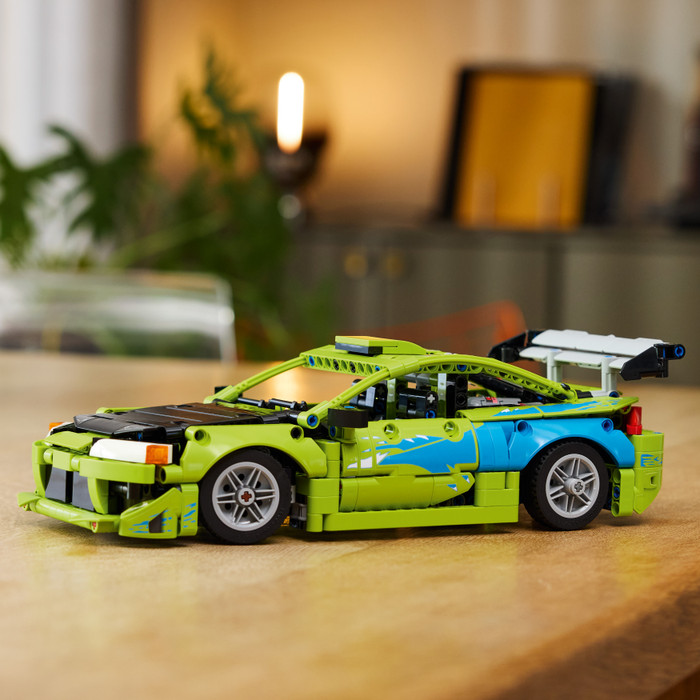 LEGO Technic Fast and Furious Mitsubishi Eclipse 42229 produkt in gebrauch