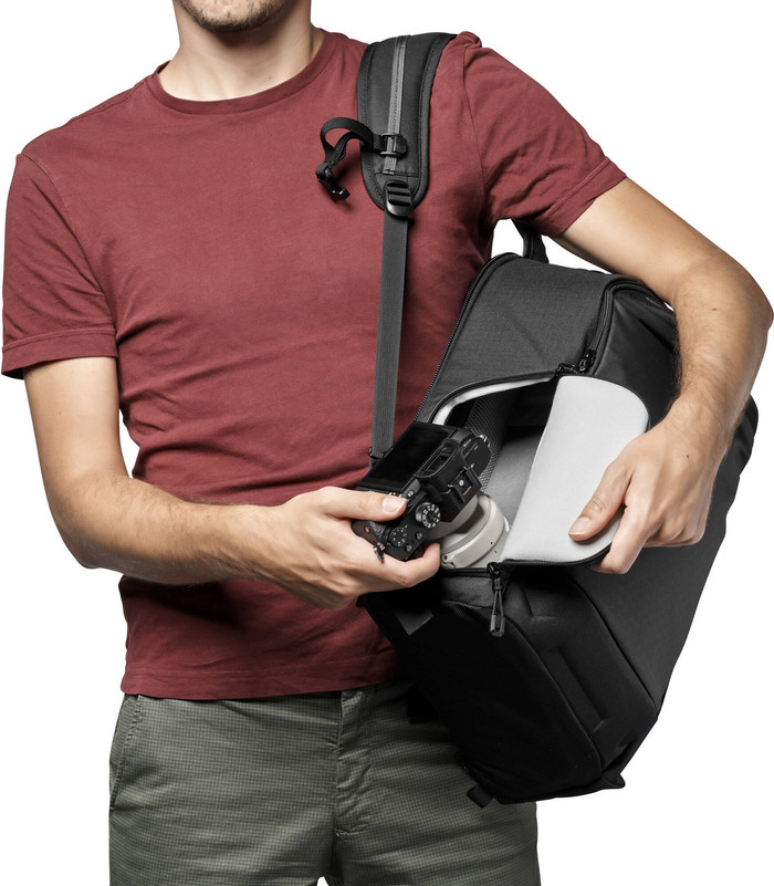 Lowepro Flipside 300 AW III Black product in use