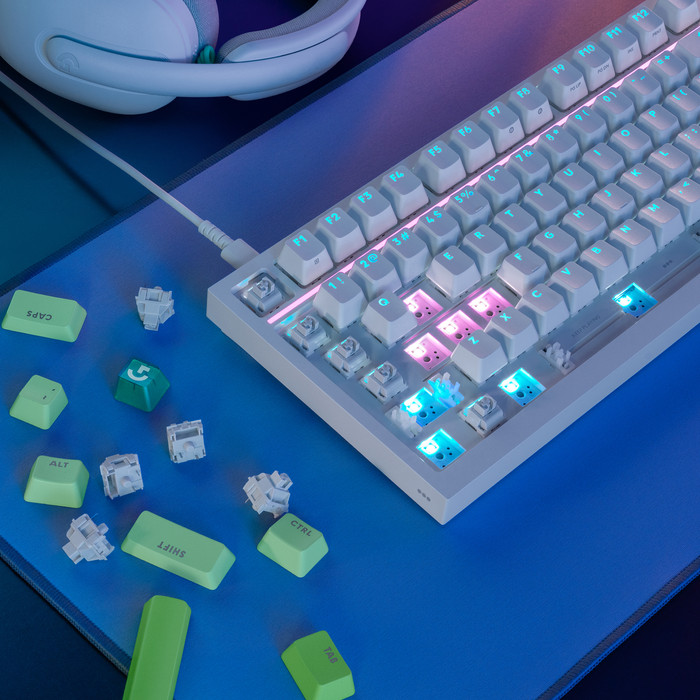 Logitech G316 X 75 Gaming-Tastatur Weiß Qwertz produkt in gebrauch
