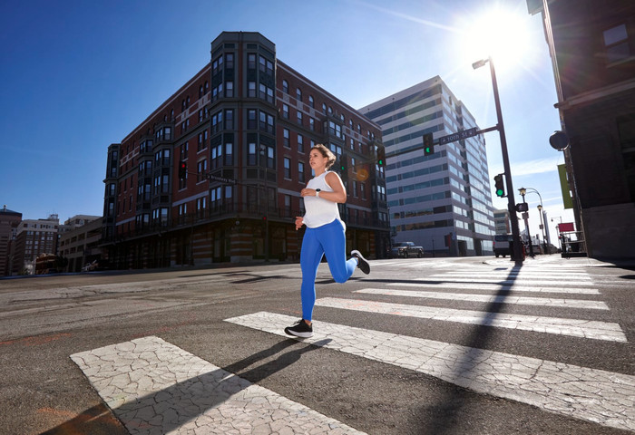 Garmin Forerunner 55 Weiß produkt in gebrauch
