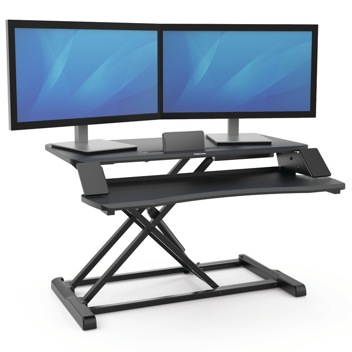 Fellowes Corsivo Sitz-Steh-Workstation Schwarz produkt in gebrauch