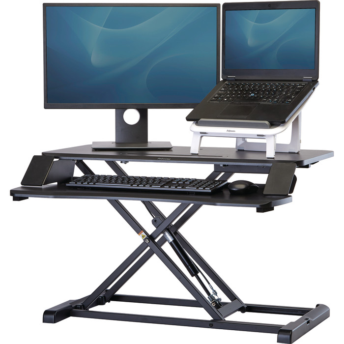 Fellowes Corsivo Sitz-Steh-Workstation Schwarz produkt in gebrauch