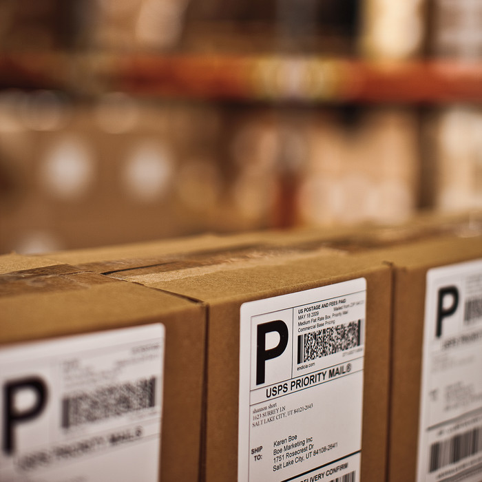 DYMO LabelWriter Extra Large Labels 104x159mm 220 Units product in use