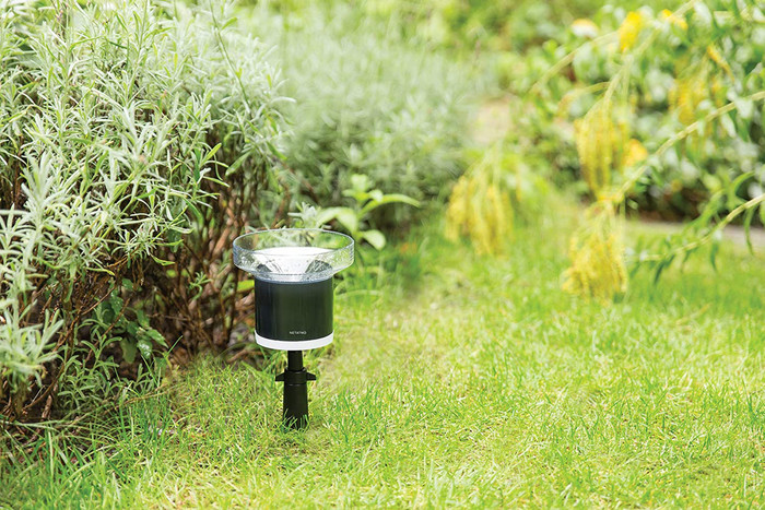 Netatmo Smart Weather Station + Rain Gauge product in use