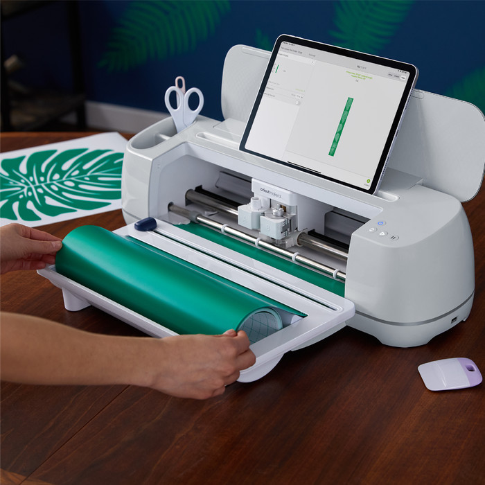Cricut Rollenhalter für Smart Materials produkt in gebrauch