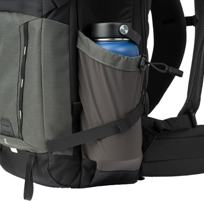 Think Tank BackLight 18L Slate Black detail