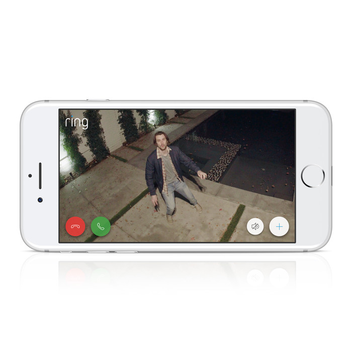 Ring Alarmanlage mit 1 Magnetkontakt und 1 Bewegungssensor produkt in gebrauch