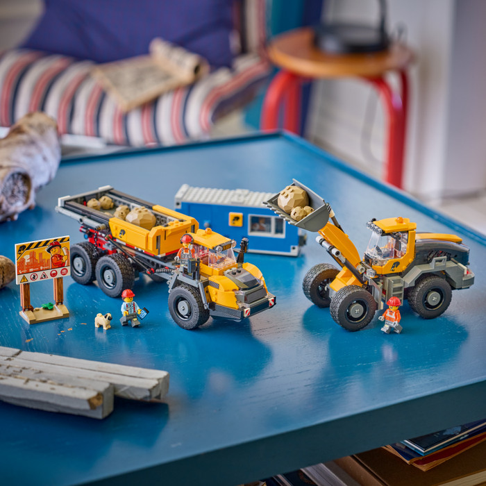 LEGO City Kipplaster und Schaufellader 60494 produkt in gebrauch