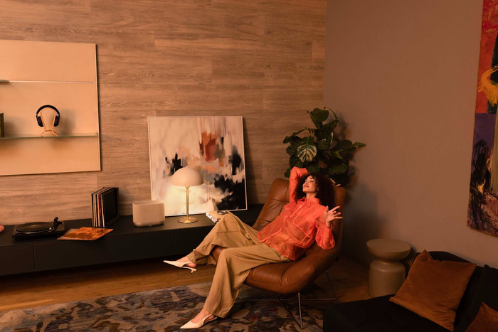 Denon Home 400 Silver product in use