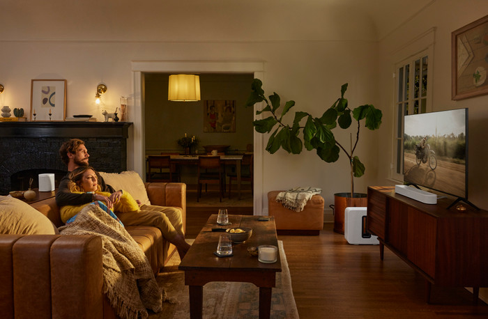 Sonos Beam Gen2 + Sonos Sub Mini produkt in gebrauch