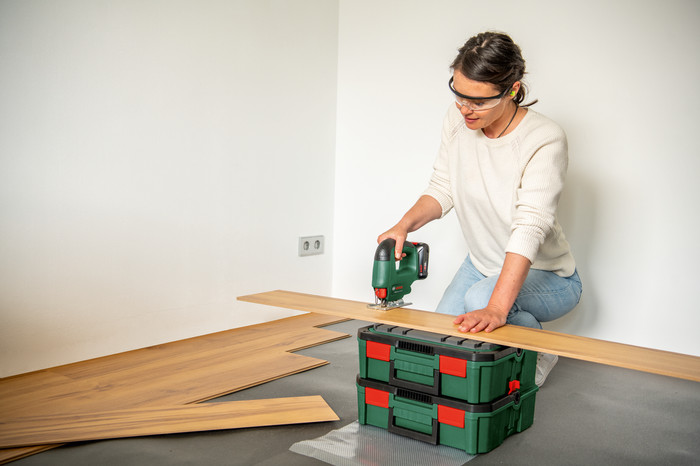 Bosch EasySaw 18V-70 (without battery) product in use