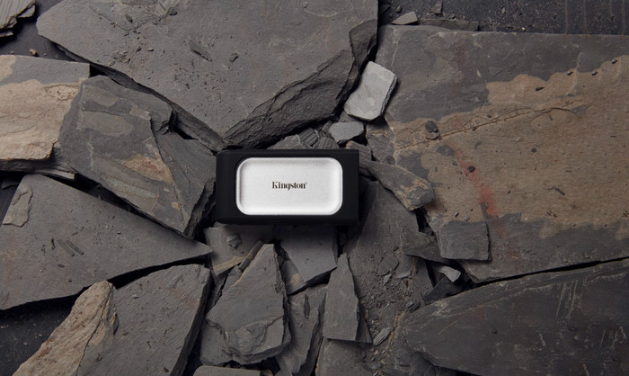 Kingston XS2000 Portable SSD 1TB product in use