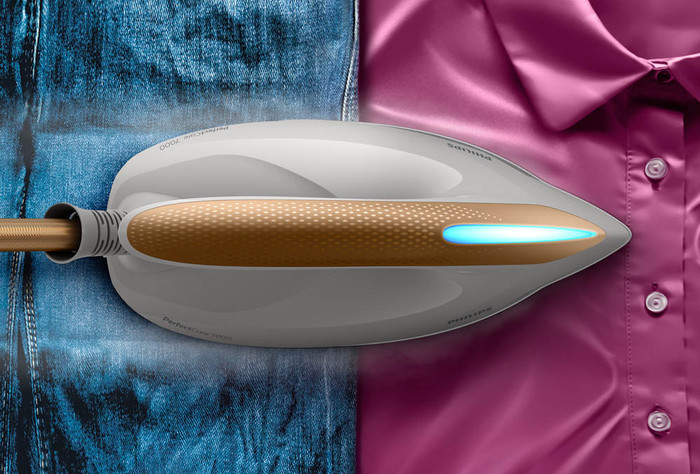 Philips 7000 Series PerfectCare PSG7040/10 product in use