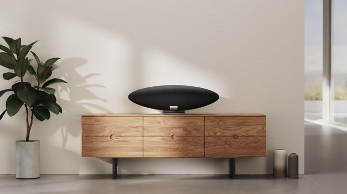 Bowers & Wilkins Zeppelin Black product in use