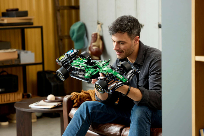 LEGO Technic Aston Martin Aramco AMR25 F1 Car 42240 product in use