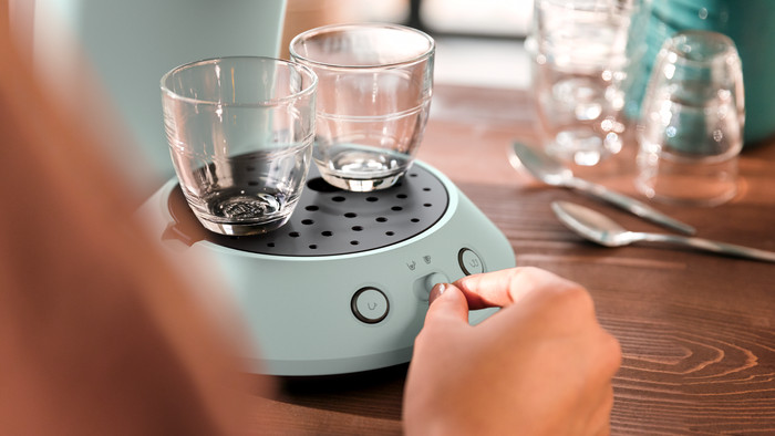 Philips Senseo Original Plus CSA210/20 Green product in use