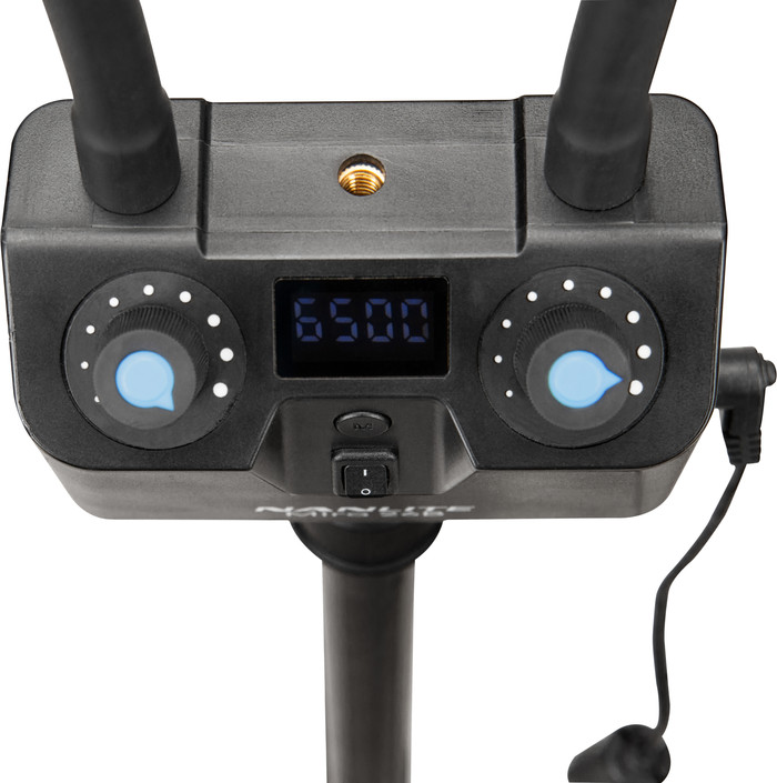 Nanlite Mira 26B Beauty Light + Stativ null