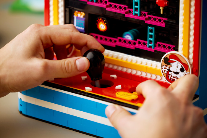 LEGO Super Mario Donkey Kong Arcade 72051 detail