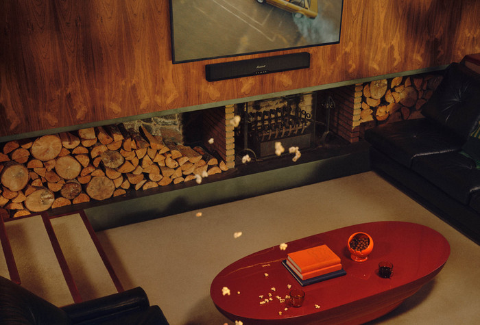 Marshall Heston 60 Black product in use
