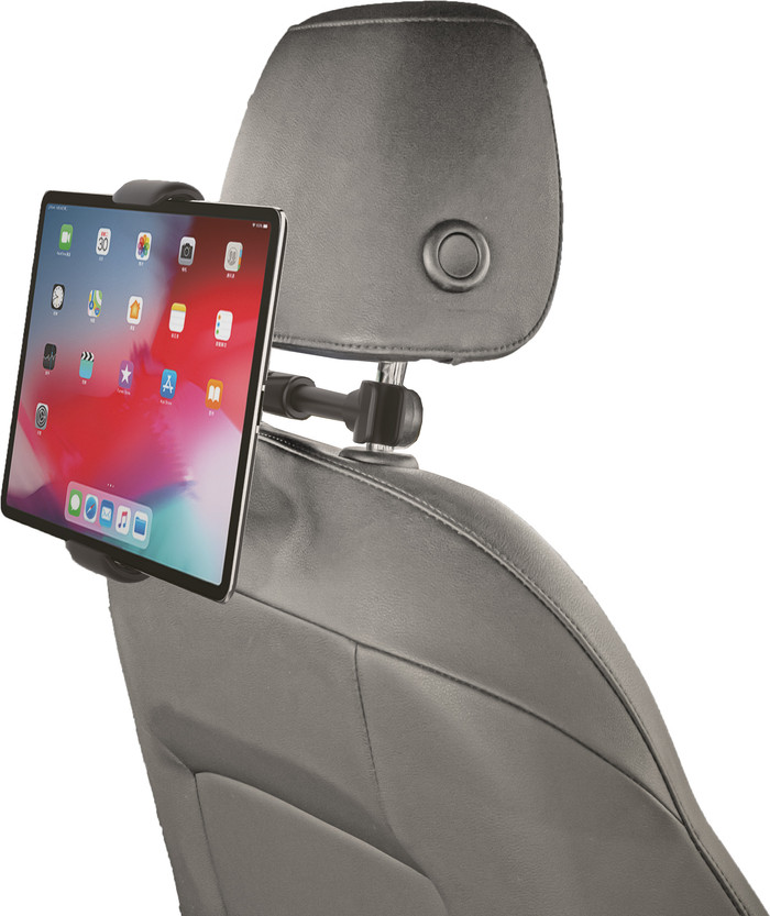 Caliber CNC17 Universal Car Mount Black product in use