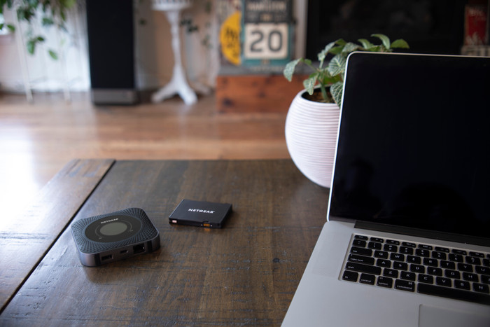 Netgear Nighthawk M1/M2 Akku produkt in gebrauch