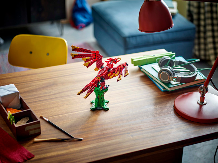 LEGO Creator 3-in-1 Medieval Dragon 31161 product in use