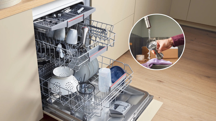 Bosch ErgoMaster Series 8 MSM8M936 product in use