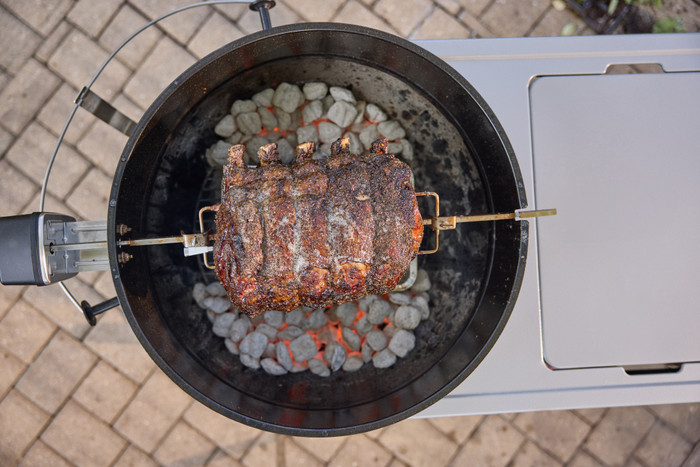 Weber Performer Premium product in use
