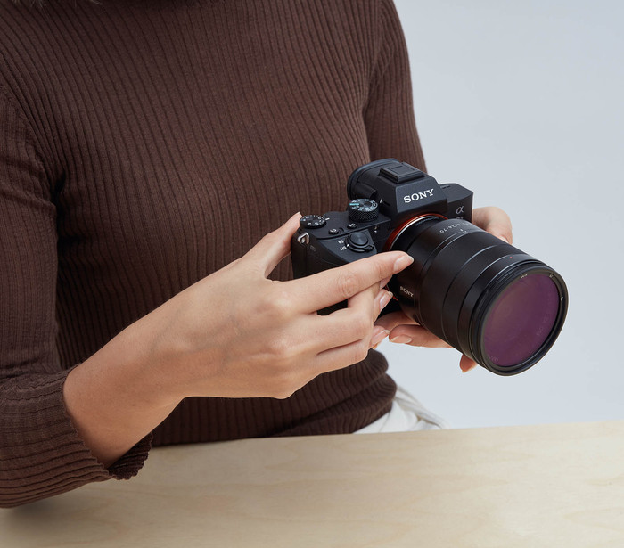 Urth 77mm ND2-400 (1-8.6 Stop) Variable ND Lens Filter product in use