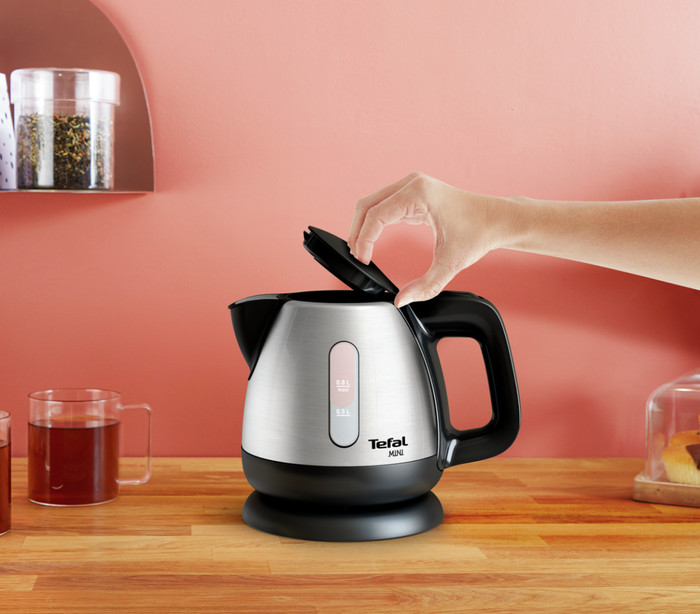 Tefal Mini BI8125 Stainless Steel 0.8L product in use