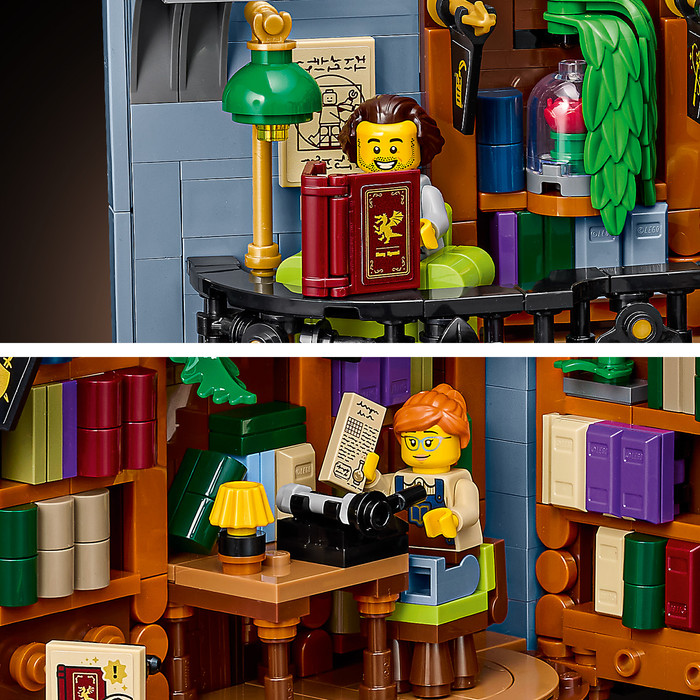 LEGO Icons Bookend: Bookstore 11379 product in use