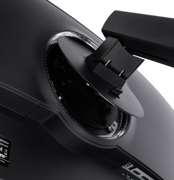Vortech Pro 34 Zoll Quad HD Curved detail