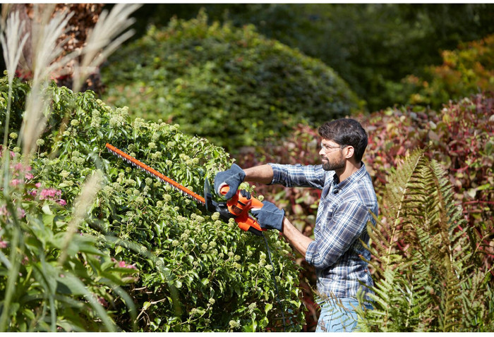 BLACK+DECKER BEHT201-QS produkt in gebrauch