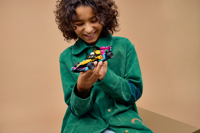 LEGO Speed Champions F1 ACADEMY Race Car 77258 product in use