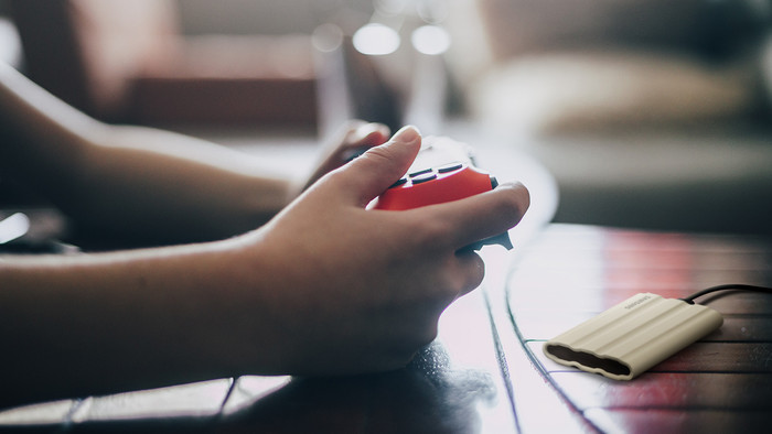 Samsung T7 Shield 2TB Beige visual supplier