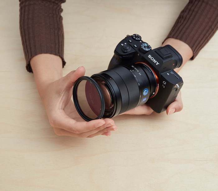 Urth 82mm ND2-32 (1-5 Stop) Variable ND Lens Filter (Plus) product in use