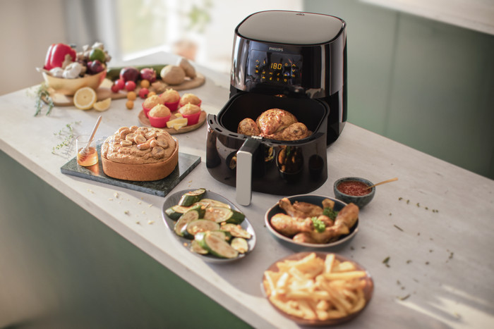 Philips Airfryer XL HD9270/70 product in use