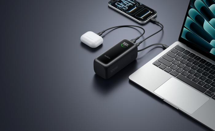 Belkin Powerbank 22.000 mAh mit Schnellladefunktion 120 Watt Schwarz produkt in gebrauch