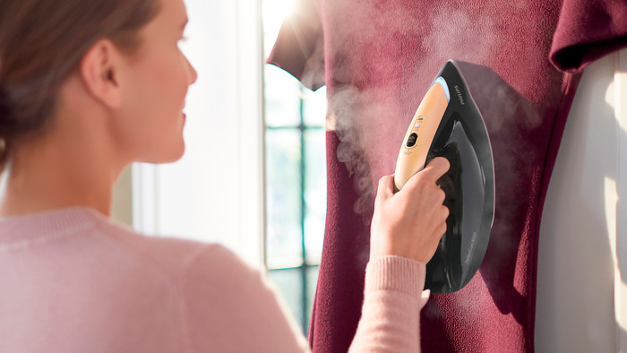 Philips PerfectCare 8000 Series PSG8130/80 produkt in gebrauch