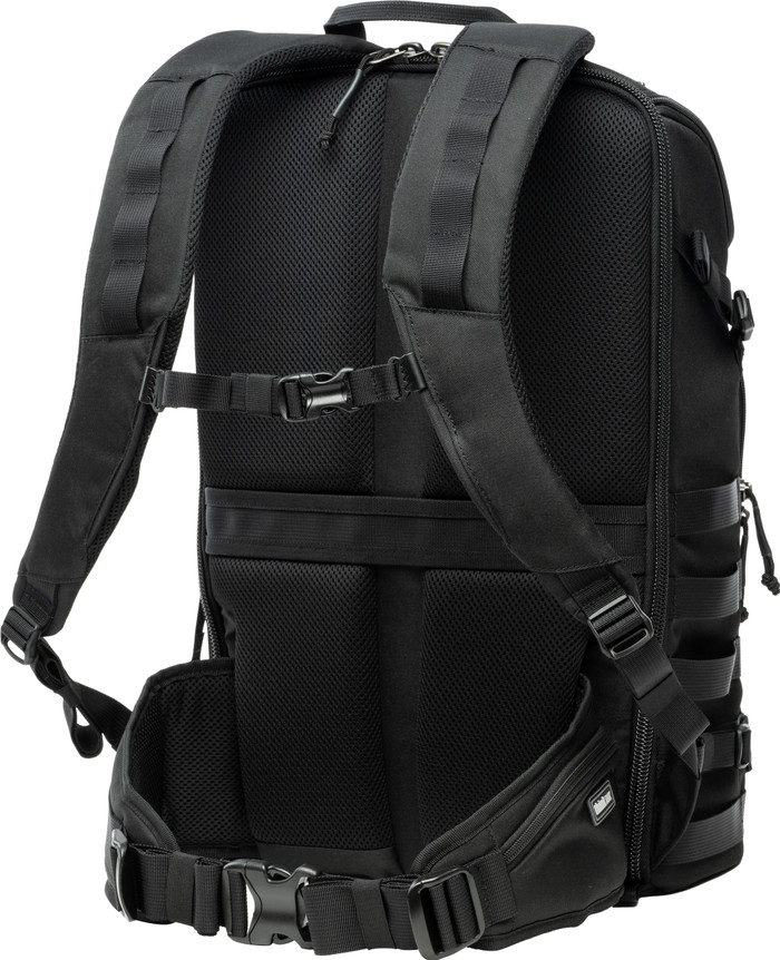 Think Tank DarkLight Reiserucksack 25L Schwarz rückseite