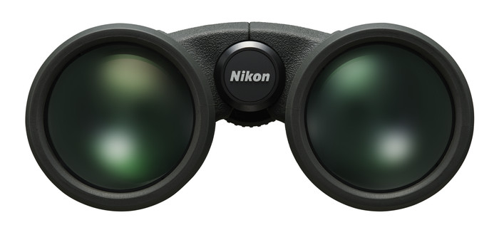 Nikon Prostaff P7 8X42 null