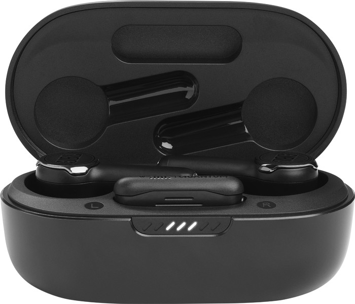 JBL Quantum TWS front