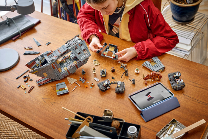LEGO Star Wars Offworld Sandcrawler en Mudhorn 75453 detail