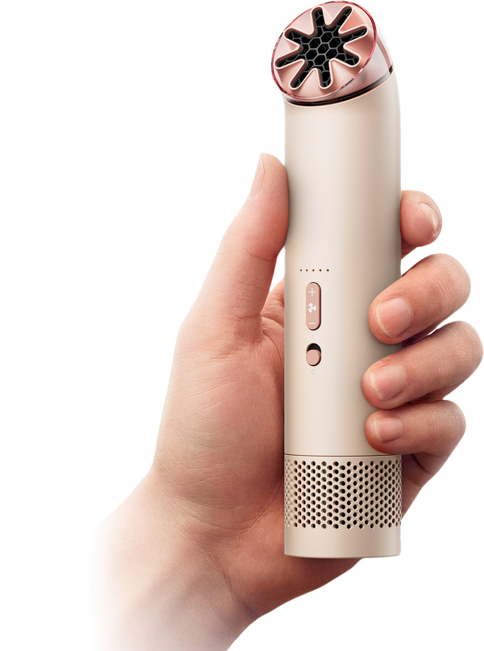 Dyson HushJet Mini produkt in gebrauch