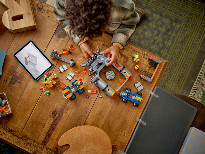 LEGO Super Mario Mario Kart - Bowsers Festung 72039 produkt in gebrauch