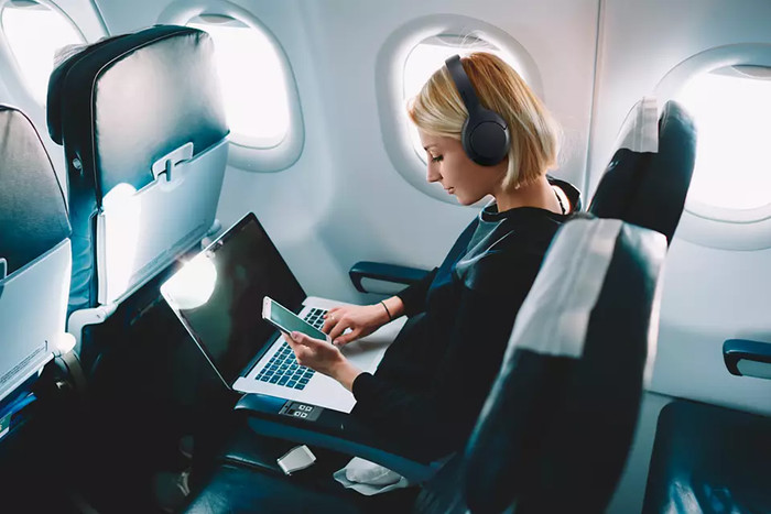 Philips TAH8506 Schwarz produkt in gebrauch