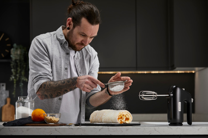 Kenwood HMP50.000BK product in use