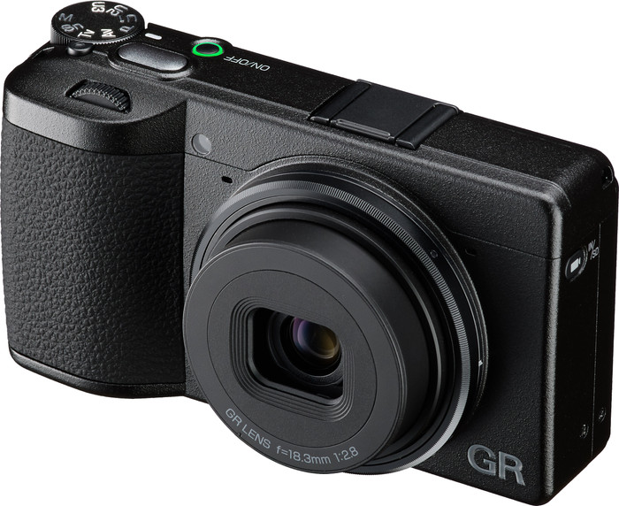 Ricoh GR IV HDF vorne