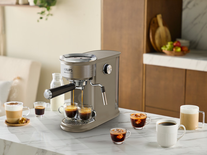 Krups Mini Maestro XP350A Chai product in use