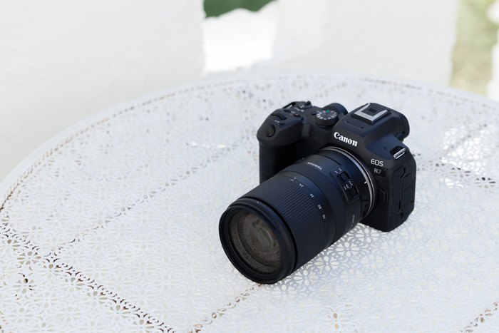 Tamron 17-70mm f/2.8 Di III-A VC RXD Canon RF product in use
